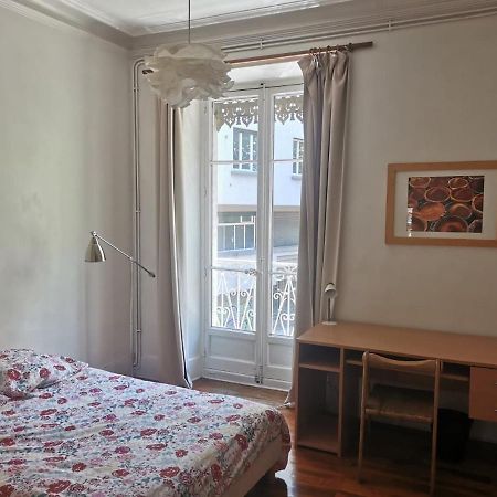 Bel Appartement Charme Ancien Dans Quartier Anime Grenoble Buitenkant foto